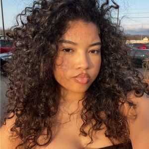 Meet your Posher, Janae